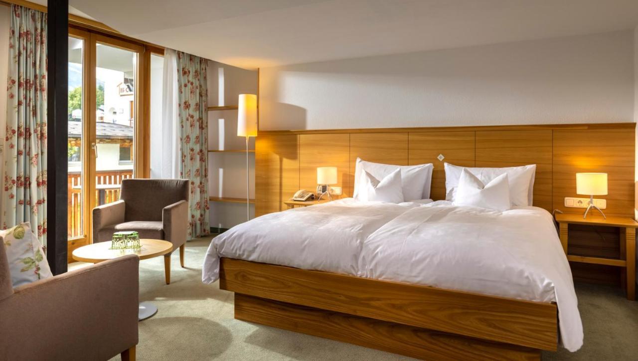 Hotel Walserberg Warth  Екстер'єр фото