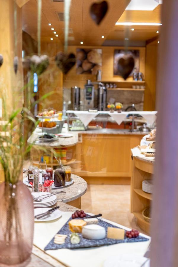 Hotel Walserberg Warth  Екстер'єр фото
